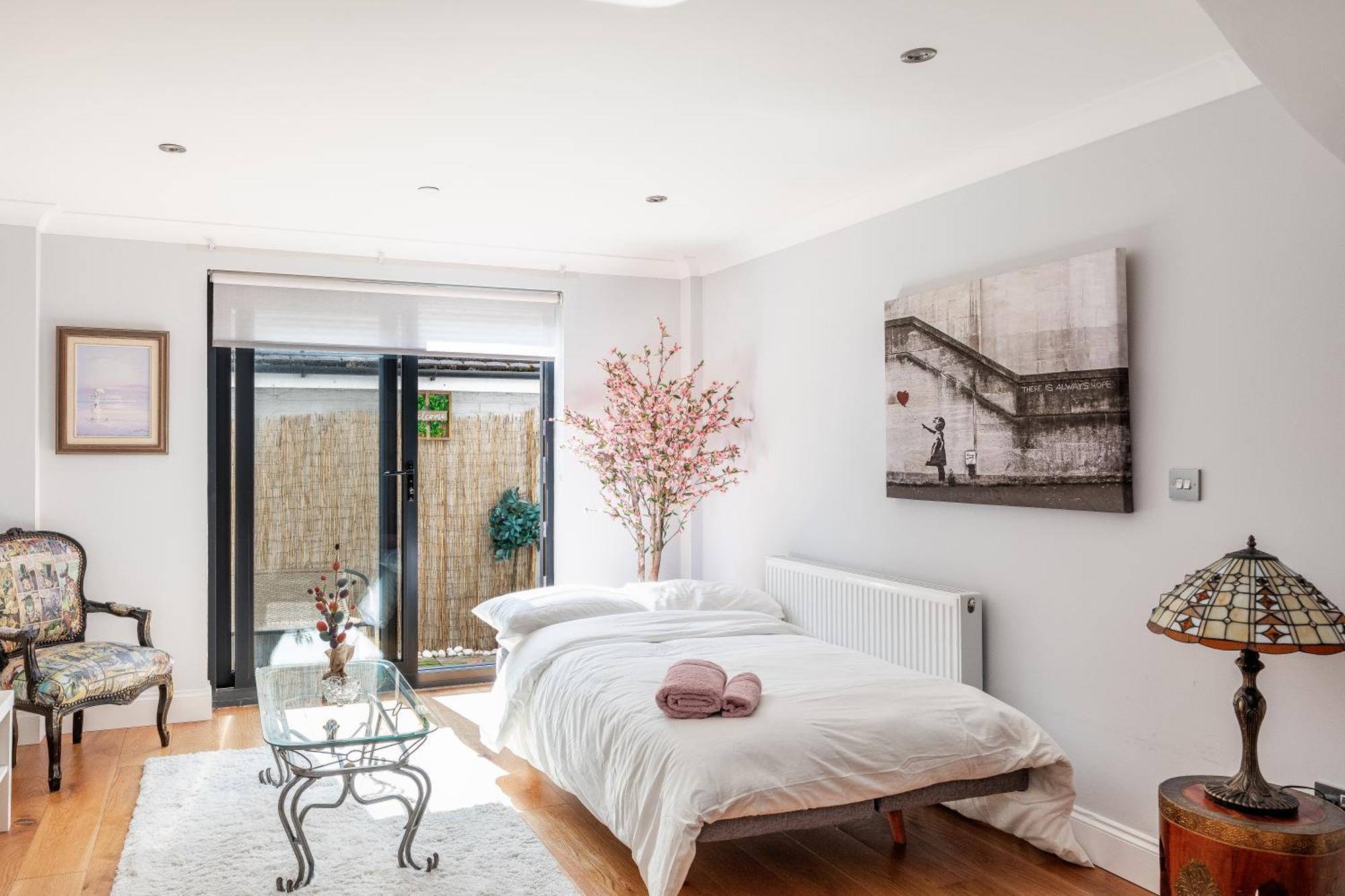 Exceptional 2 Bed Boutique Home In Mill Hill Exterior photo